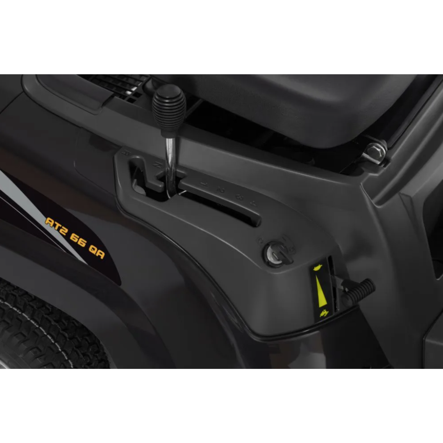 imgi_43_4-143.png Tondeuse autoportée Alpina AT2 66 QA neuve – Fiabilité et performance – Destockage – Image 2